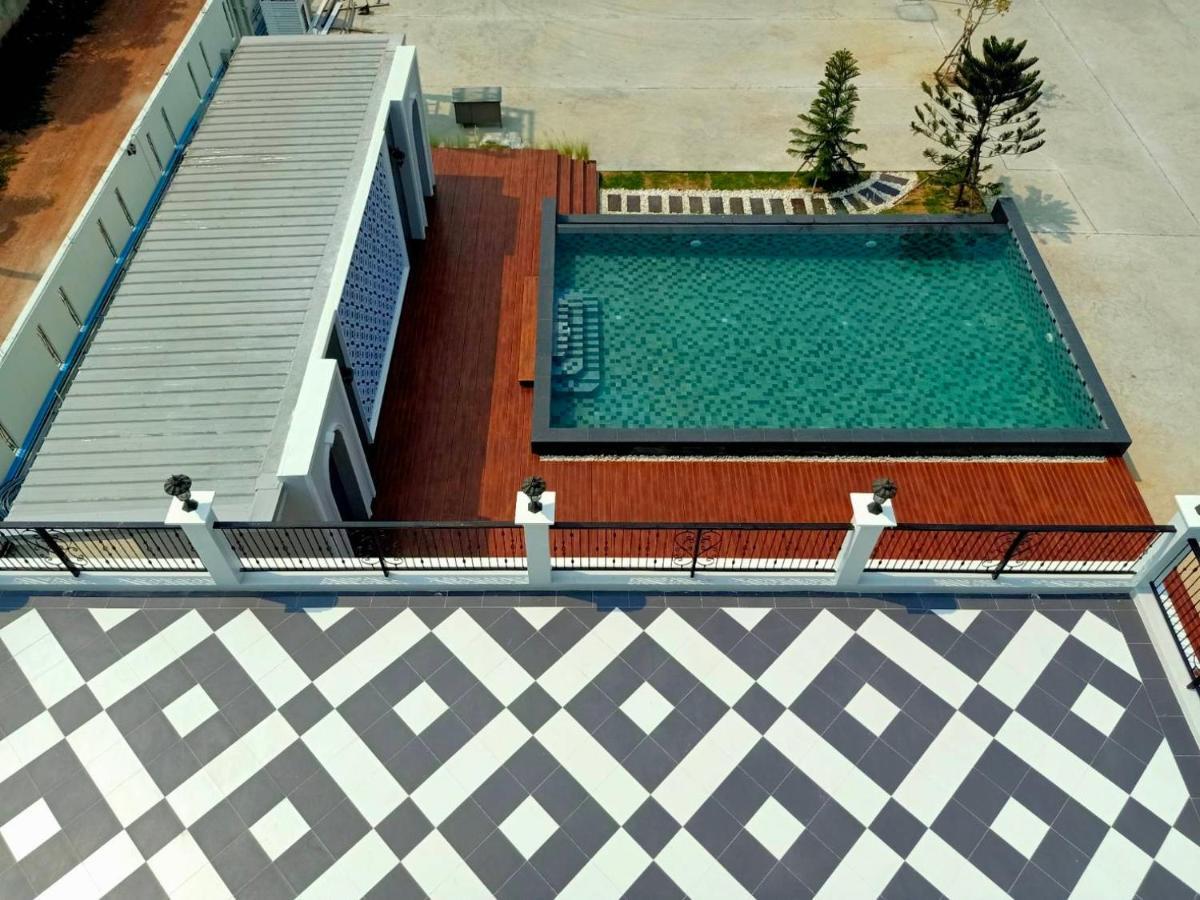 โคโค่ โฮเทล Koco Hotel Nakhonratchasima Exterior foto